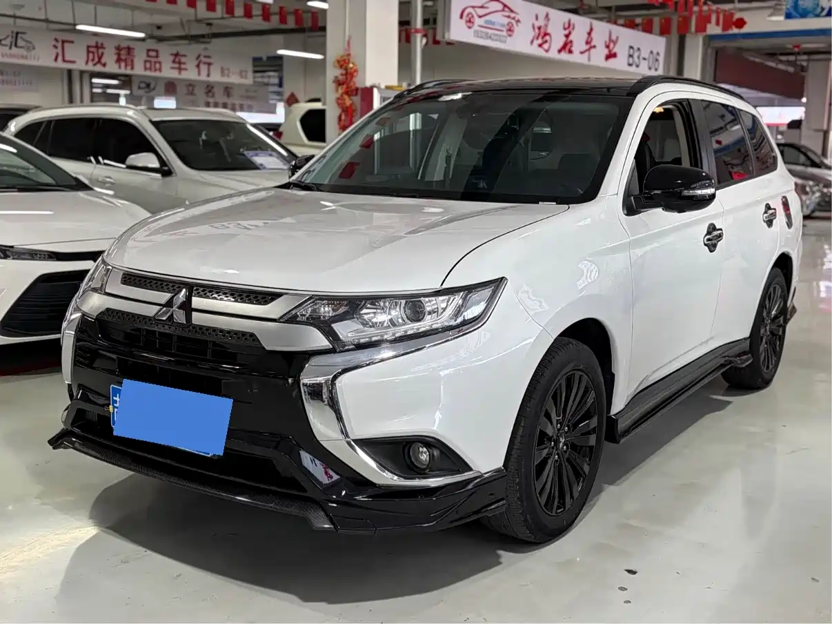 Mitsubishi Outlander 2021 2.0L 2WD Yaodong Edition 5-seater