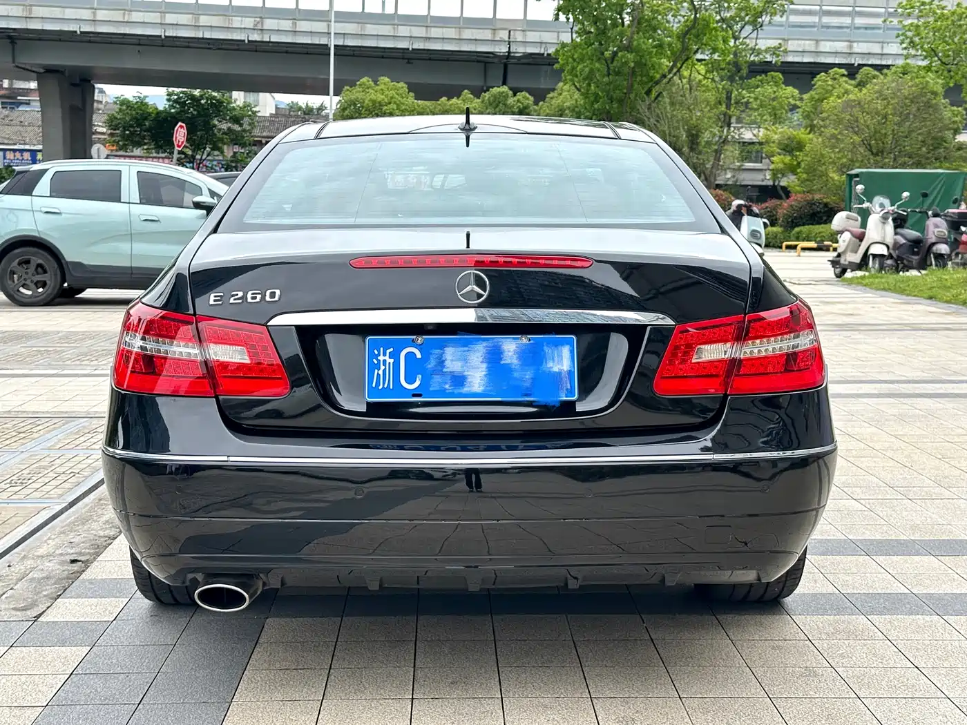 Mercedes-Benz E-Class (Import) 2011 E 260 CGI Coupe фото 15