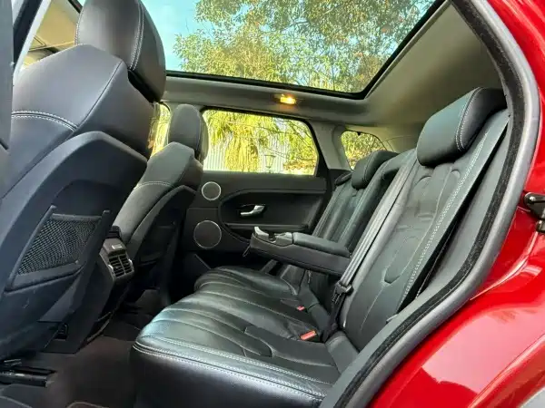 Land Rover Range Rover Evoque (Import) 2014 2.0T 5-door Brilliance Sport фото 15