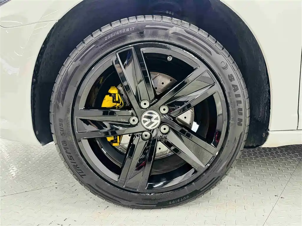 Volkswagen FAW-Volkswagen CC 2015 1.8TSI Luxury фото 10