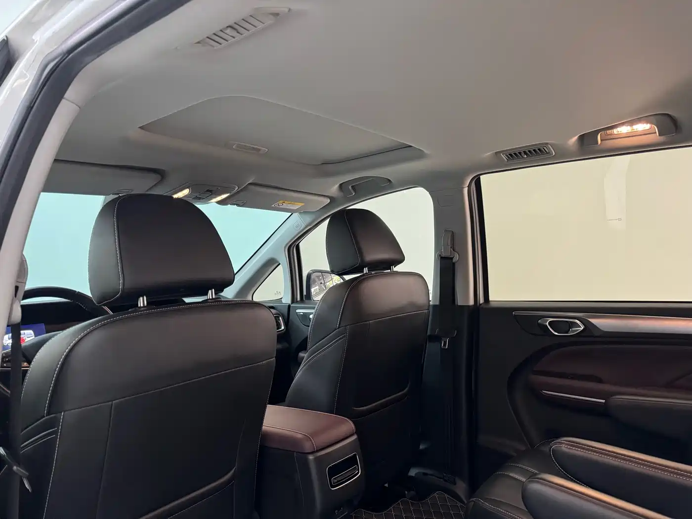 GAC Trumpchi Trumpchi M6 2023 PRO 270T DCT Luxury Edition фото 8