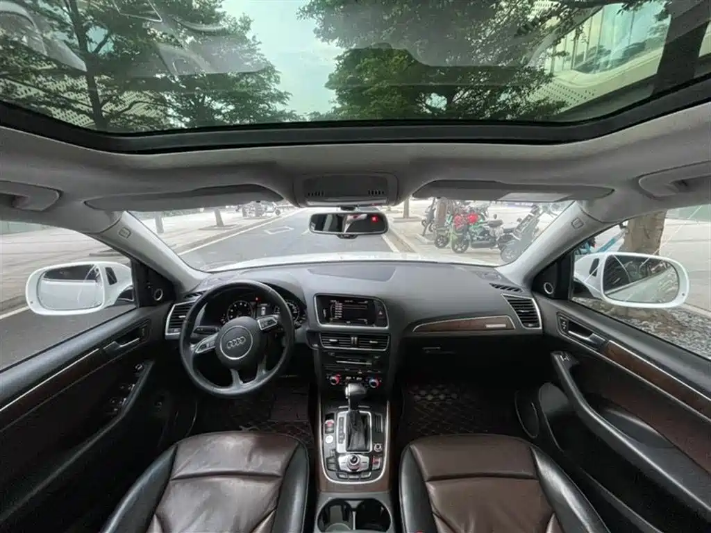 Audi Q5 2016 40 TFSI Technology Model фото 9