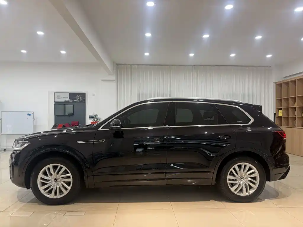 Volkswagen Touareg 2022 2022 2.0TSI Rui Shang Edition