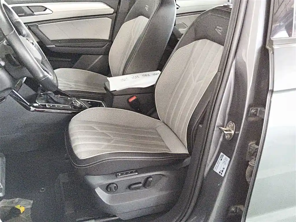 Volkswagen Tayron 2023 Facelift 380TSI 4WD R-Line Pro Smart Edition фото 11