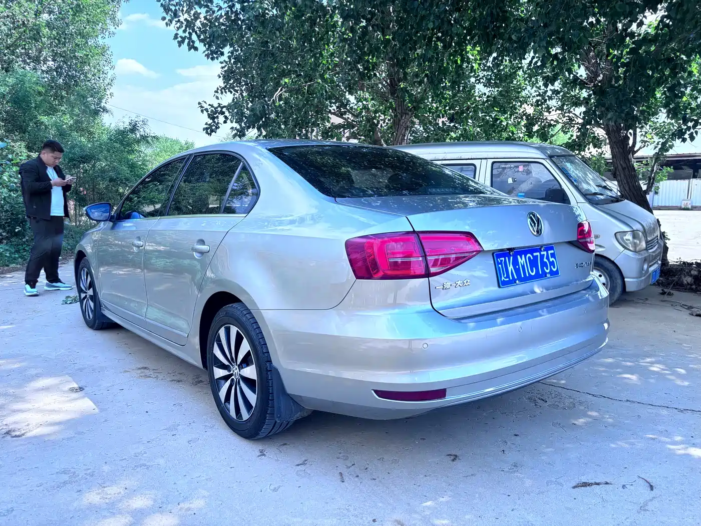 Volkswagen Sagitar 2018 1.6L Automatic Comfort фото 4