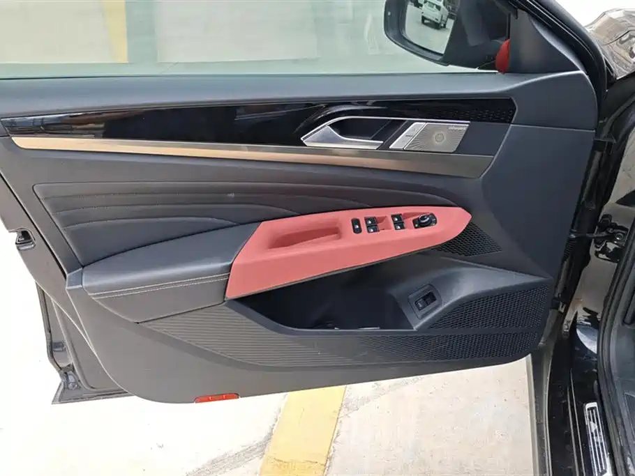 Volkswagen Passat 2019 330TSI Elite (China V) фото 7