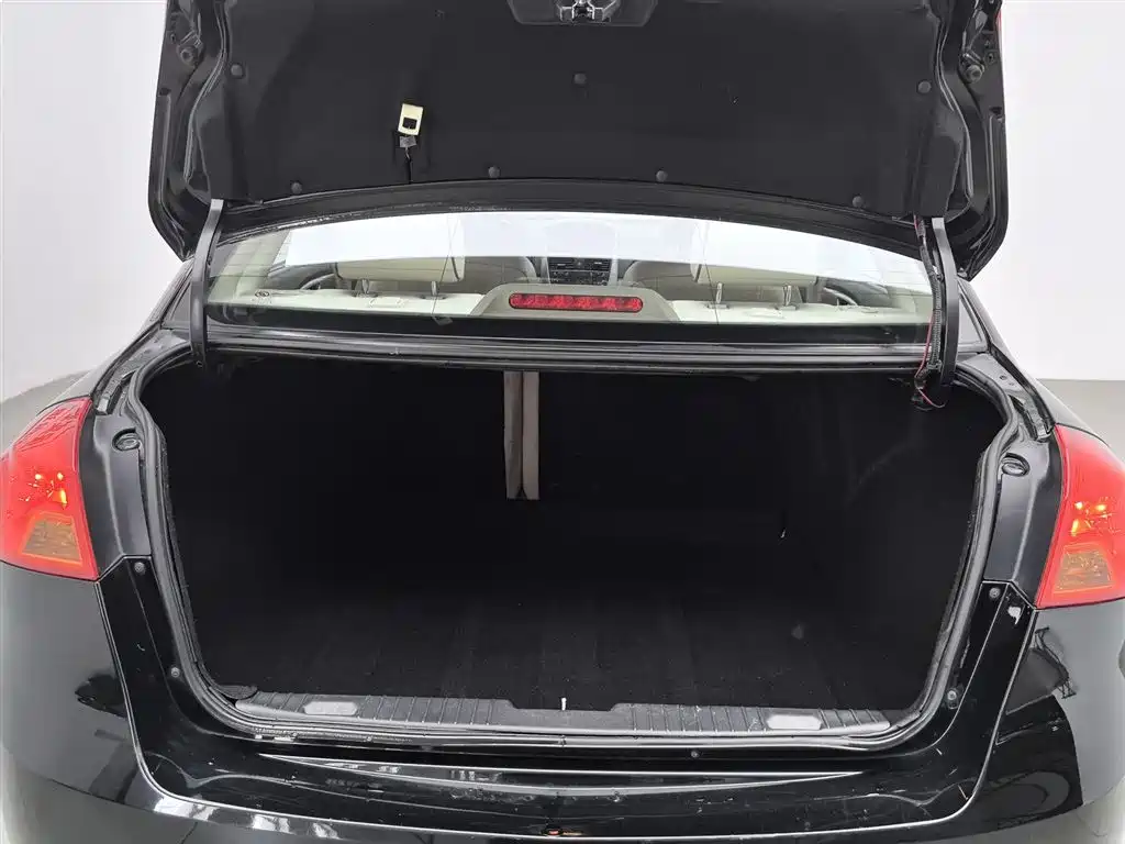 Buick Excelle 2015 1.5L Automatic Classic фото 16