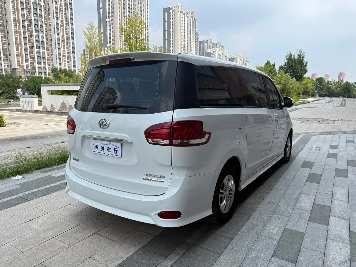 SAIC Maxus Maxus G10 2022 2022 2.0T Auto Smart Edition Petrol 7-Seater