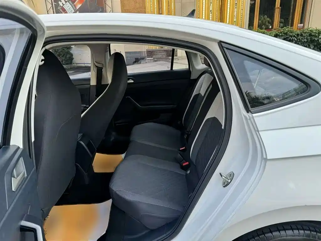 Volkswagen Lavida 2023 1.5L Auto Delight Edition фото 12