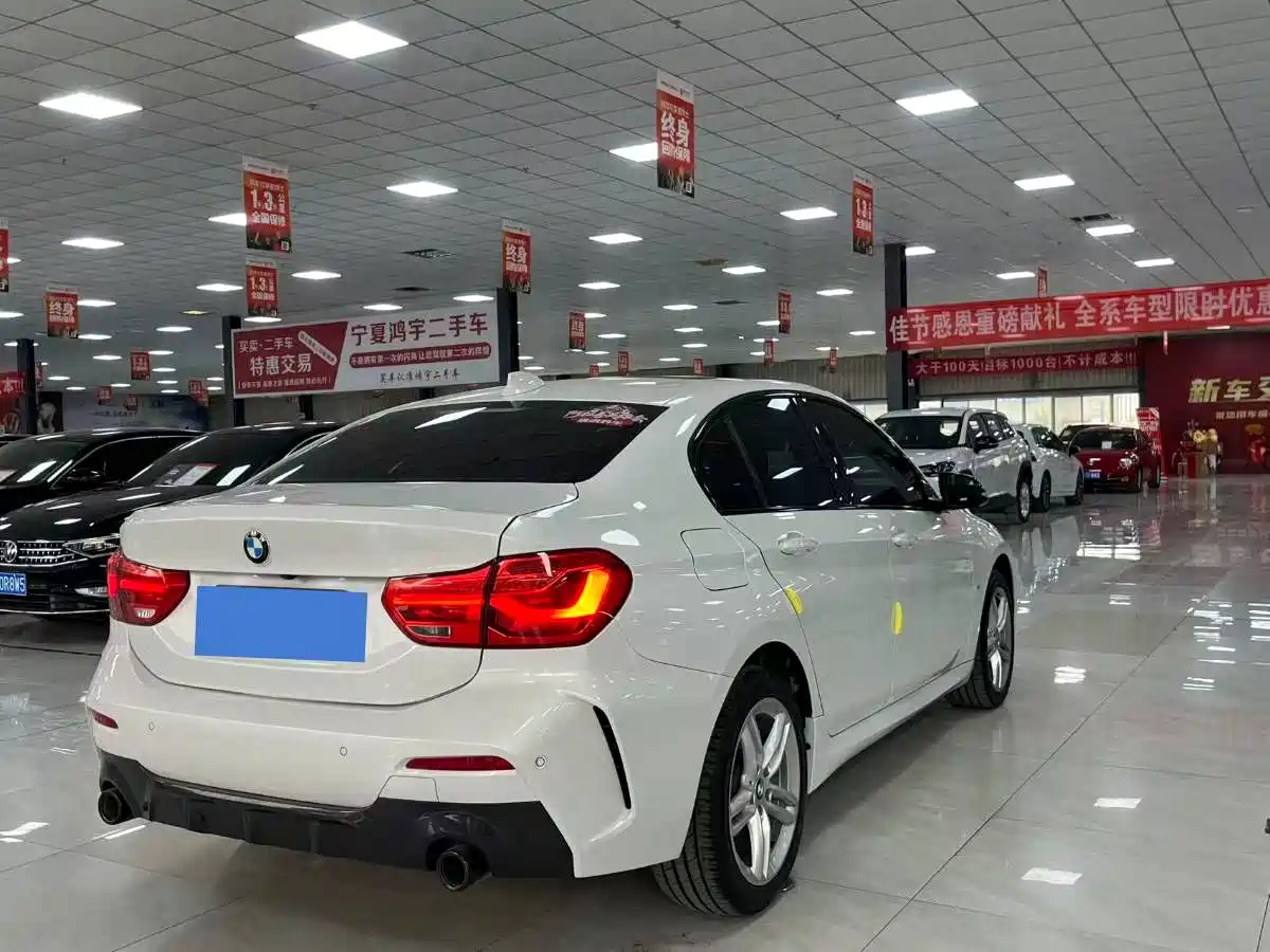 BMW 1 Series 2021 Facelift 120i M Sport Shadow Edition фото 9