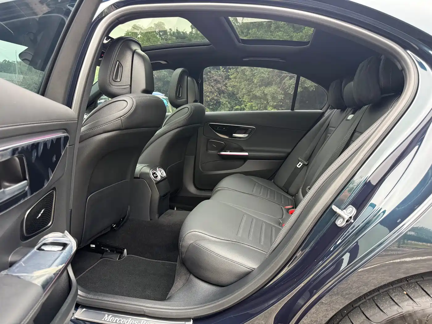 Mercedes-Benz C-Class 2024 Second Facelift C 260 L Sport фото 10