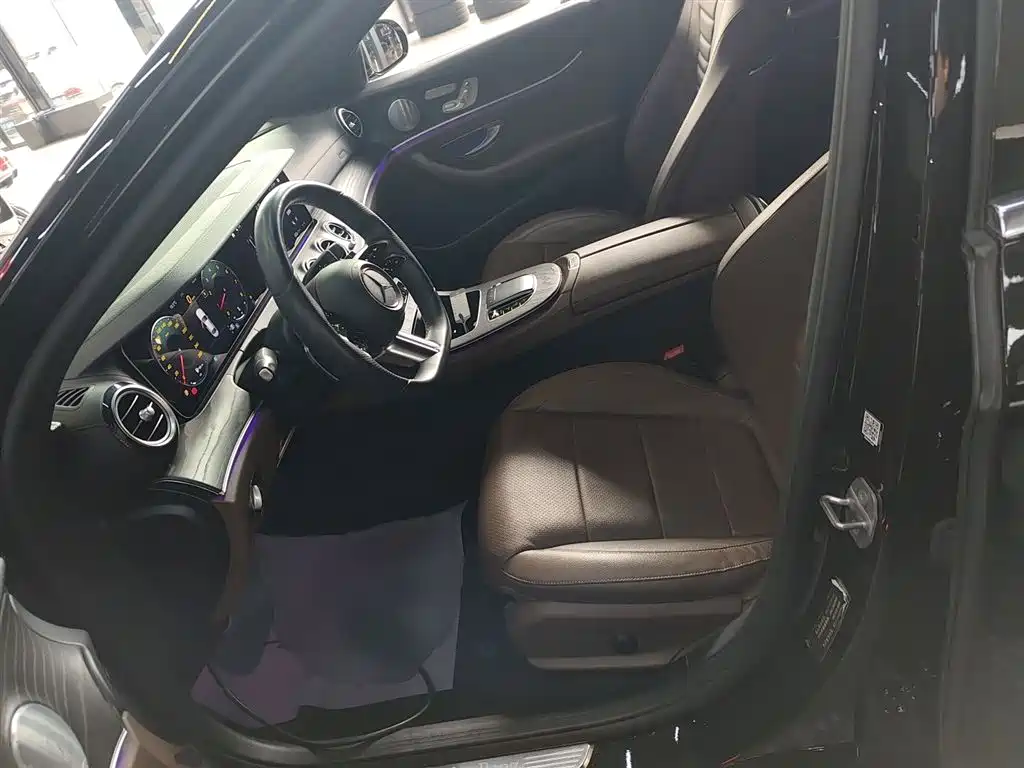 Mercedes-Benz E-Class 2021 E 300 L Sport Luxury Edition фото 11