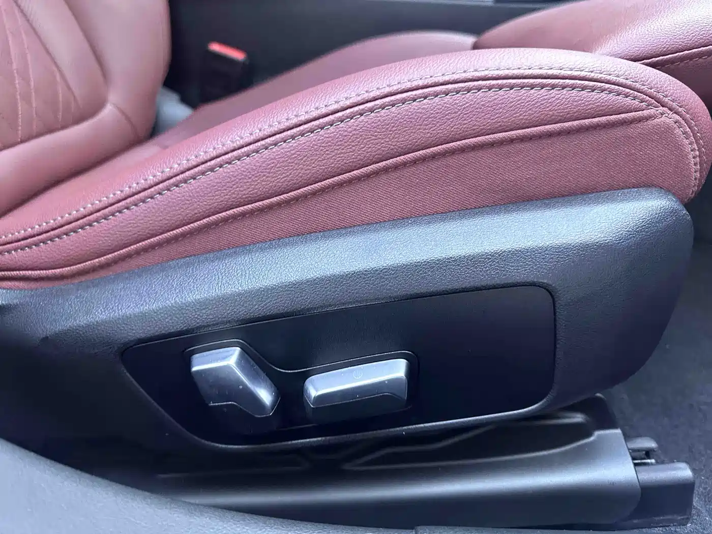 BMW 3 Series 2023 320Li M Sport Package фото 18