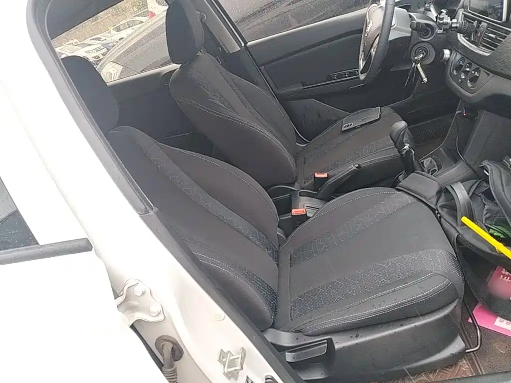 Baojun 310 2020 2020 1.2L Manual Comfort Edition