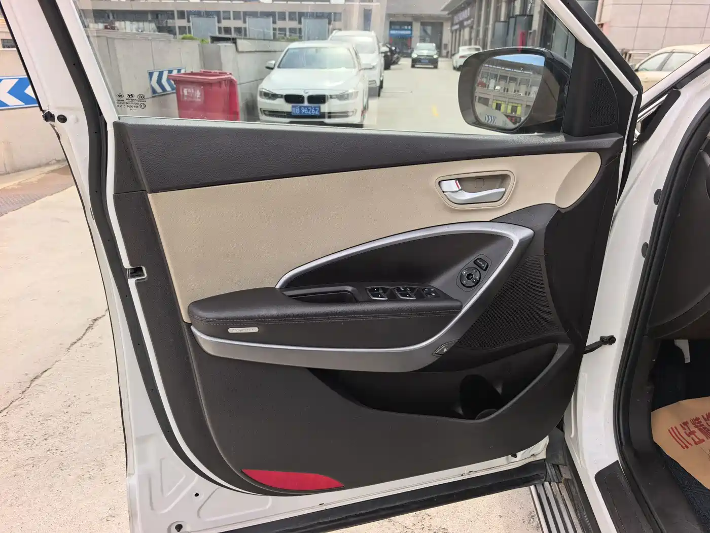 Hyundai Santa Fe 2013 Model 2.4L Automatic 2WD Smart фото 14