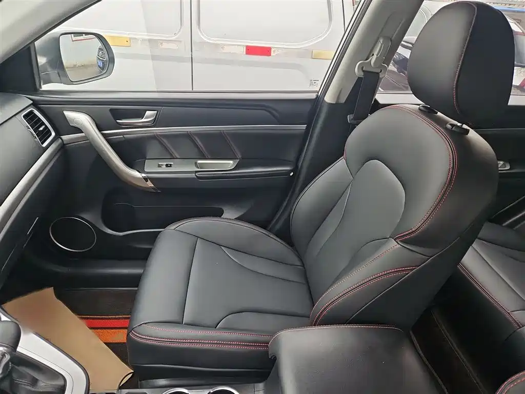 Haval M6 2019 1.5T DCT 2WD Urban Type China VI фото 14