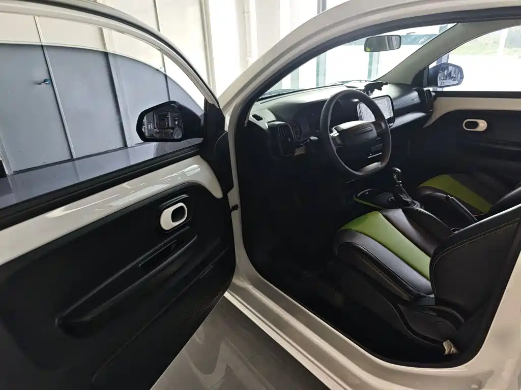 Roewe Clever 2021 2021 302km All-round Edition