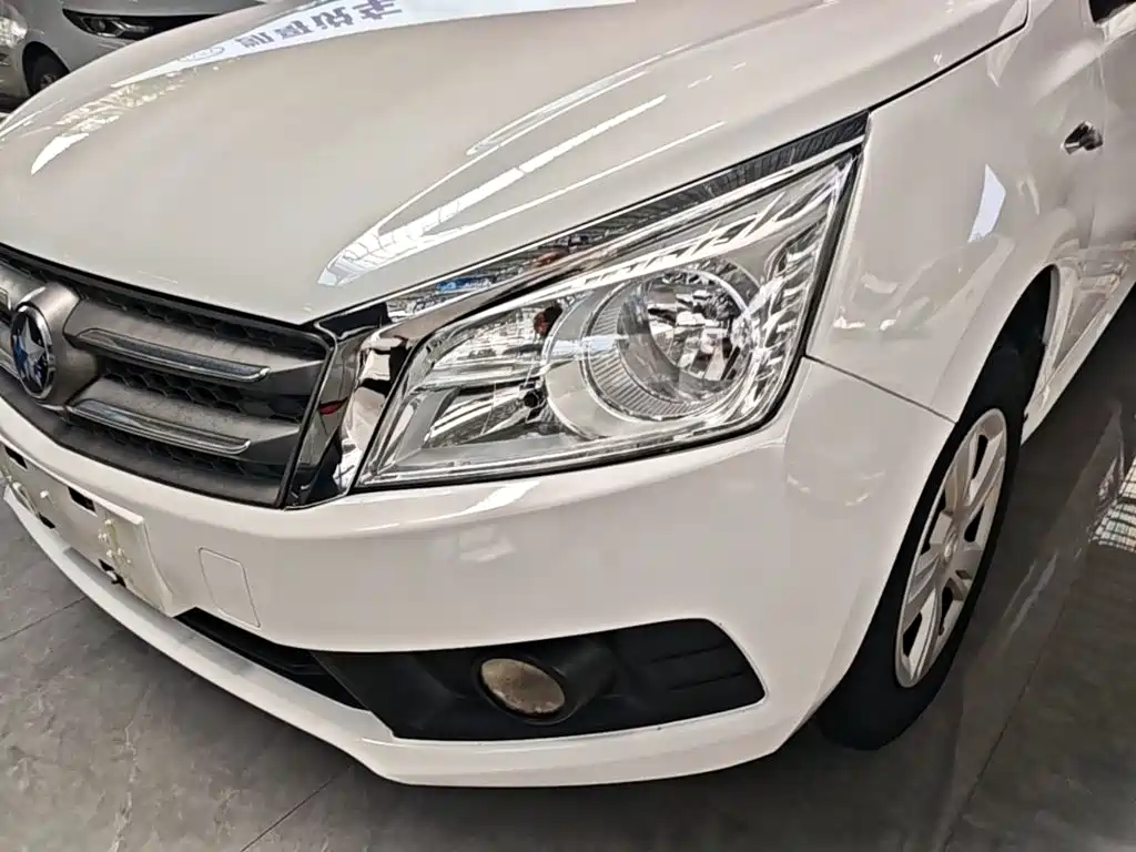 Venucia T70 2016 2015 1.6L Manual Ruixing Edition