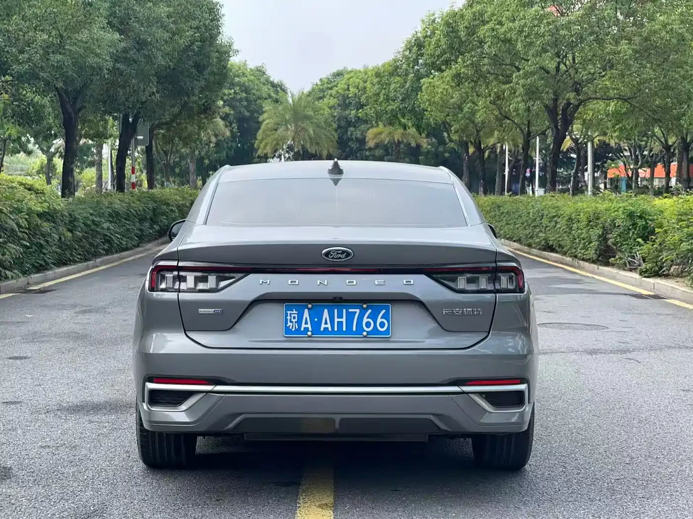 FORD MONDEO