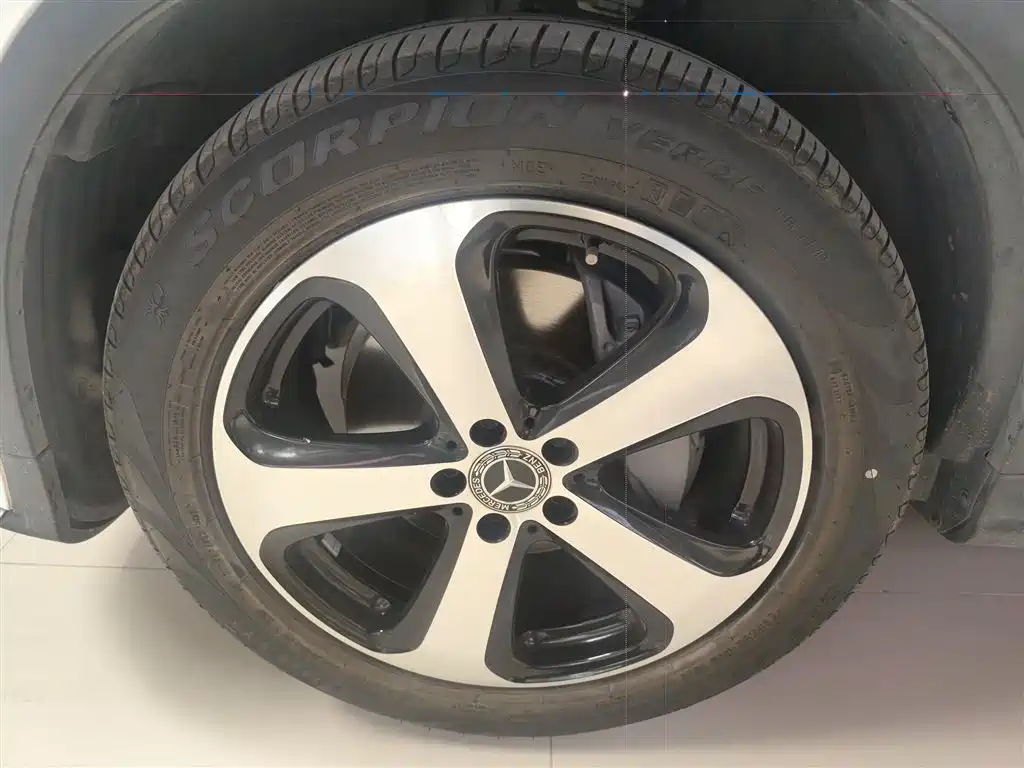 Mercedes-Benz GLC 2019 GLC 260 L 4MATIC Luxury фото 25