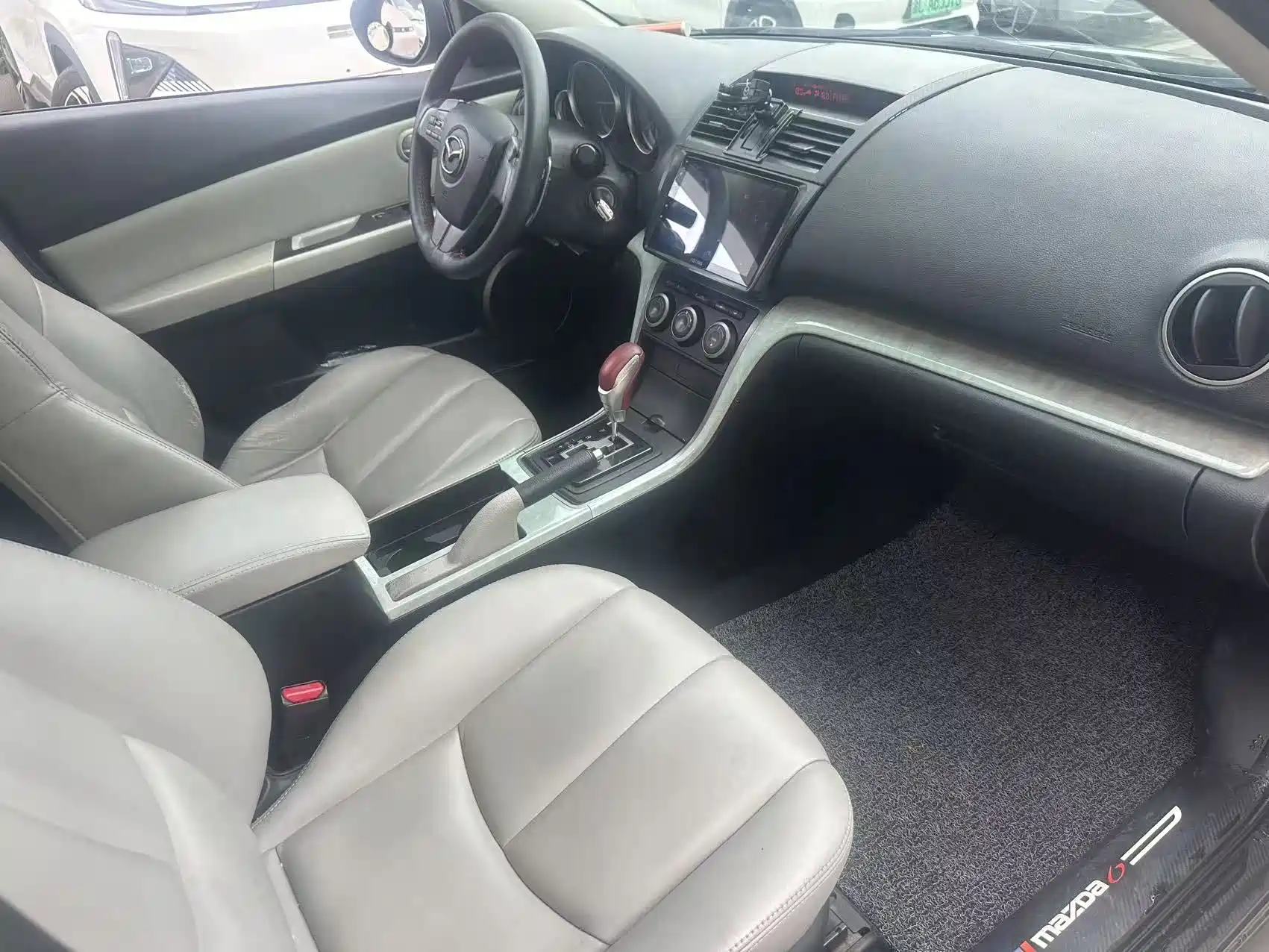 Фото 20 - Mazda Ruiyi