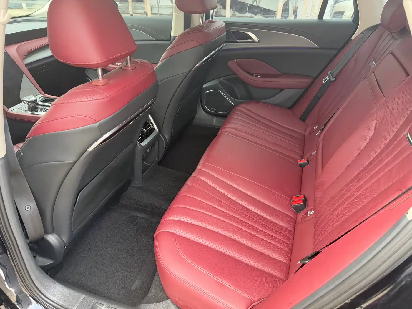 Hongqi H5 2023 2.0T Auto Smart Connect Flag Comfort фото 13