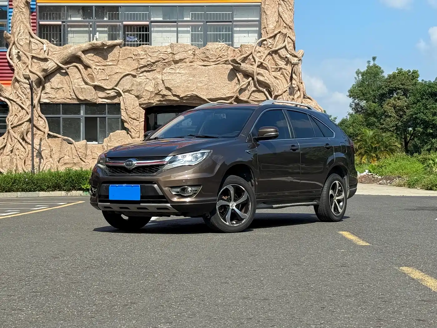 BYD S7 2017 2.0T Automatic Luxury Model