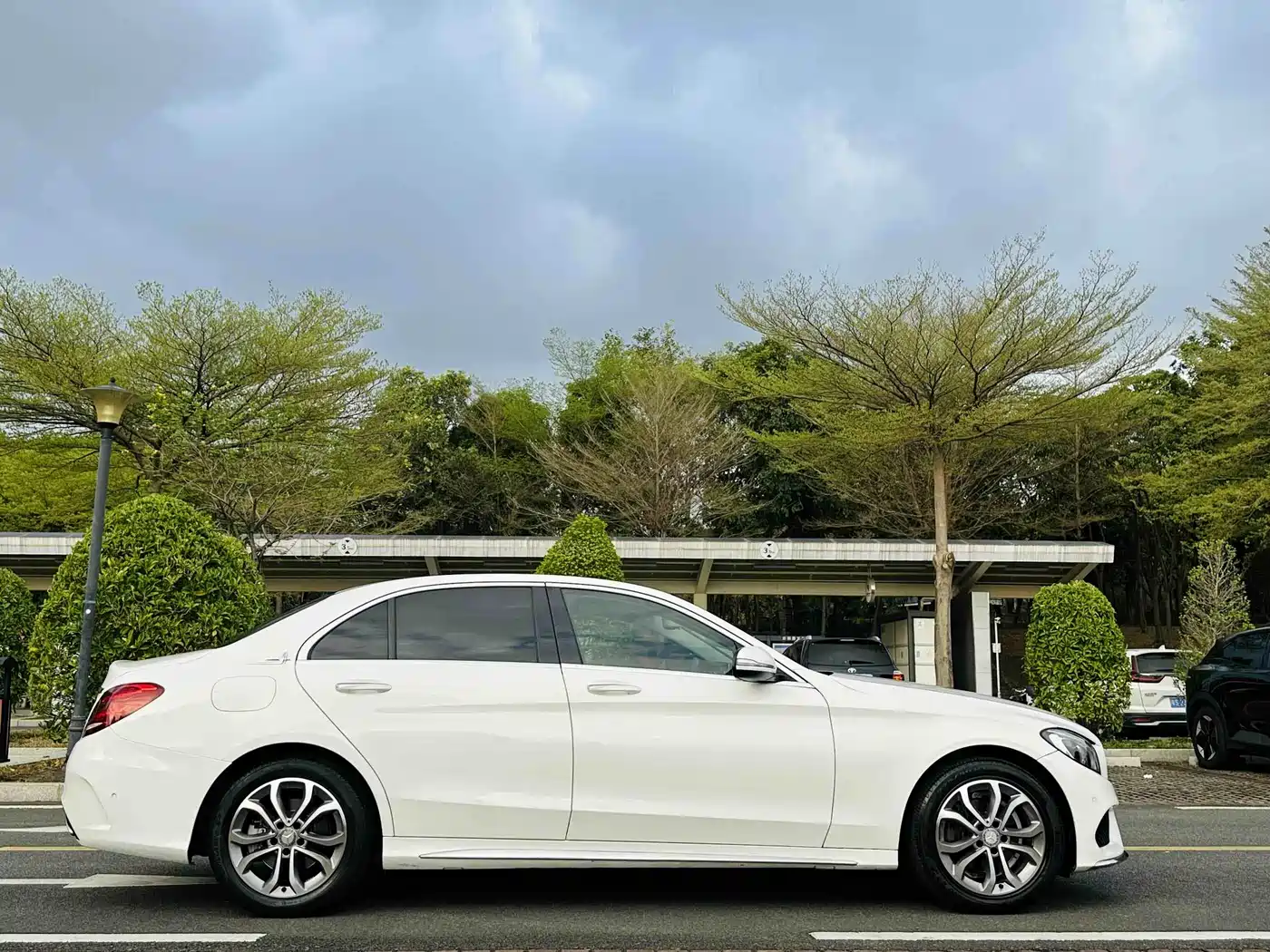 Mercedes-Benz C-Class 2015 Facelift C 180 L Sport фото 4