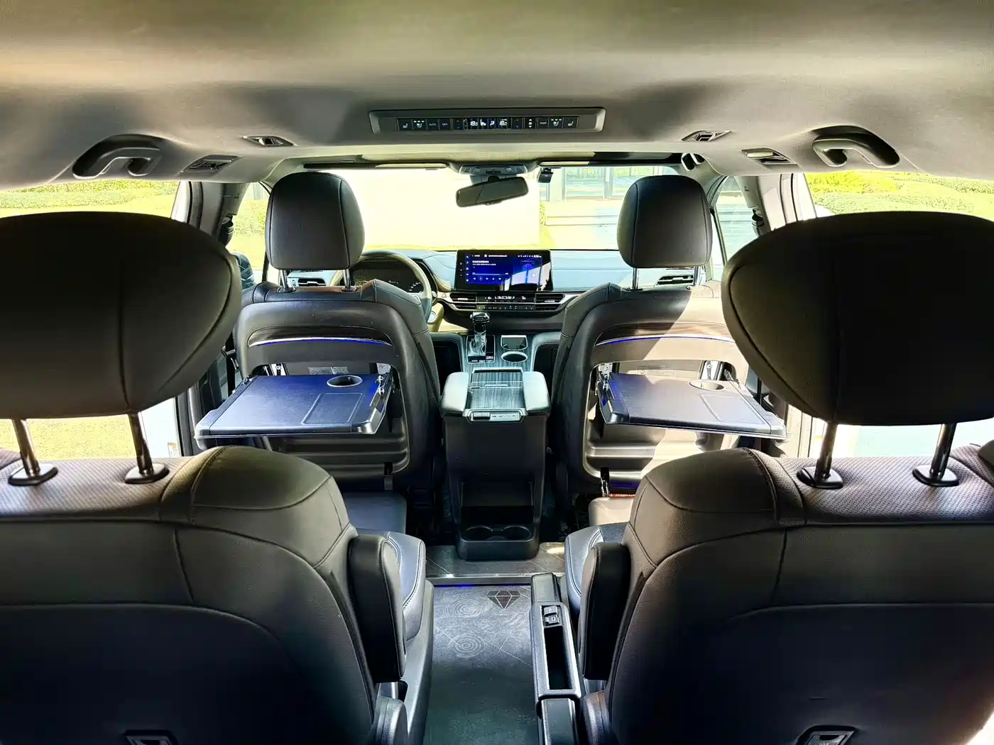 Toyota Sienna 2021 2.5L Hybrid Premium Edition фото 12