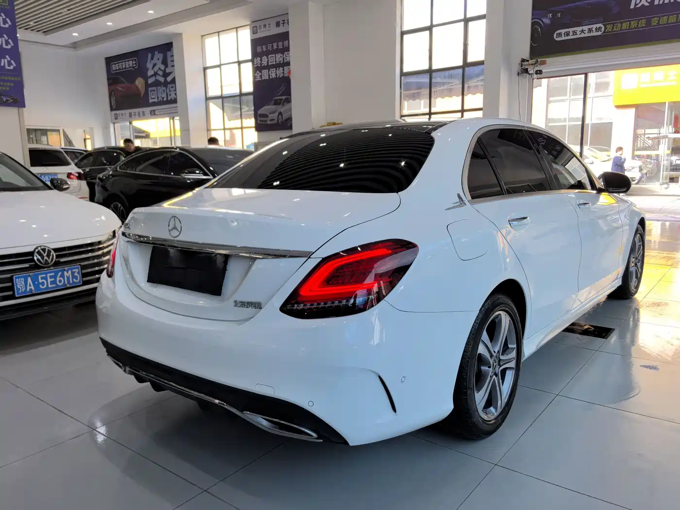 Mercedes-Benz C-Class 2020 Facelift C 260 L Sport фото 14