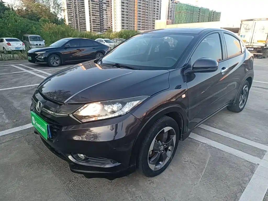 Photo 2 - Honda Vezel