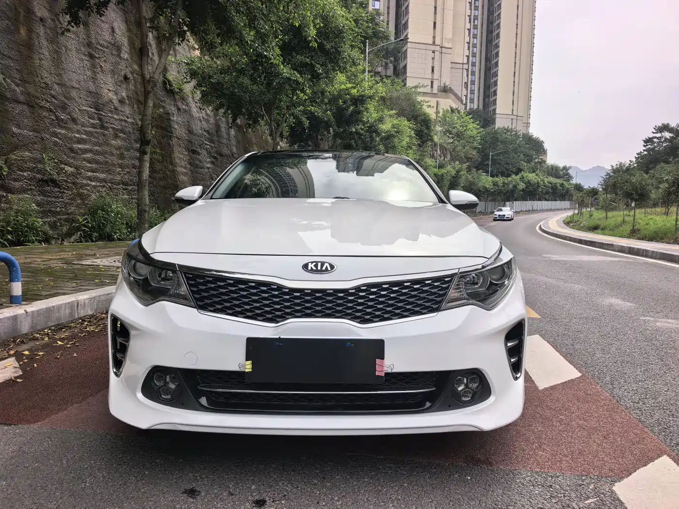 Фото 2 - Kia K5