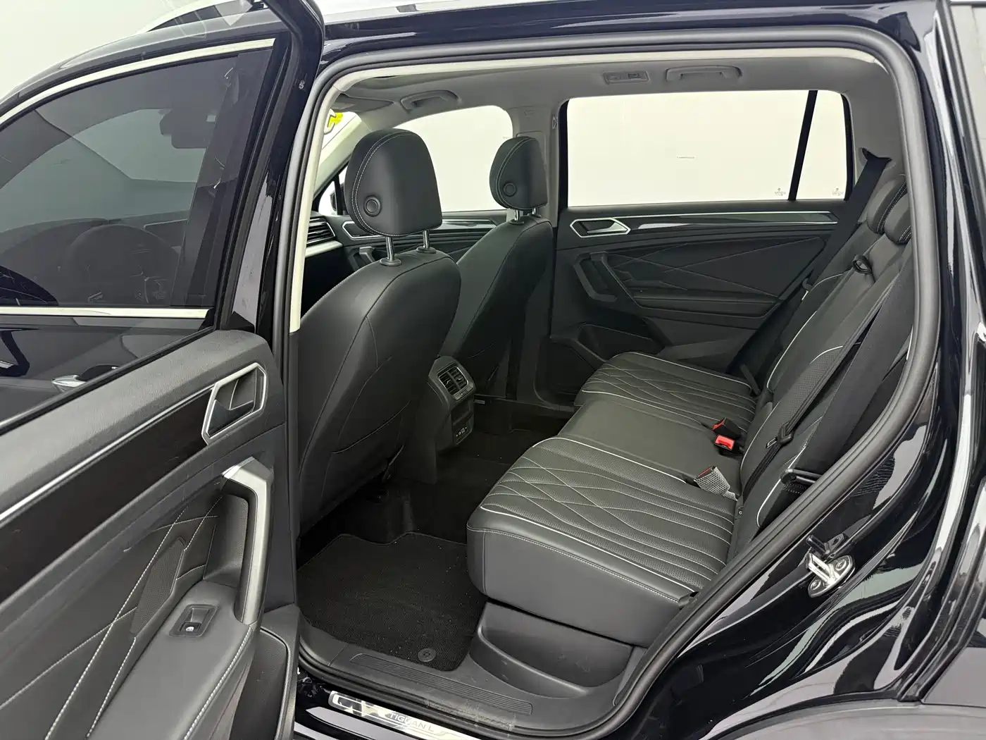 Volkswagen Tiguan L 2023 280TSI 2WD Trend Limited Edition фото 13