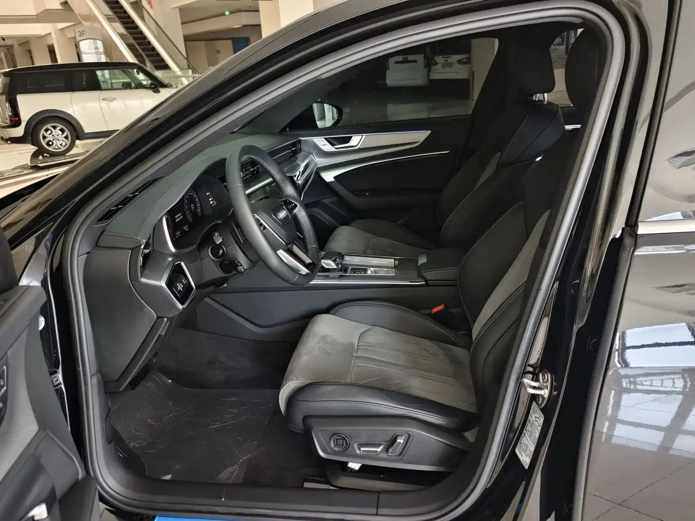 Audi A6L 2024 45 TFSI Premium Dynamic фото 5