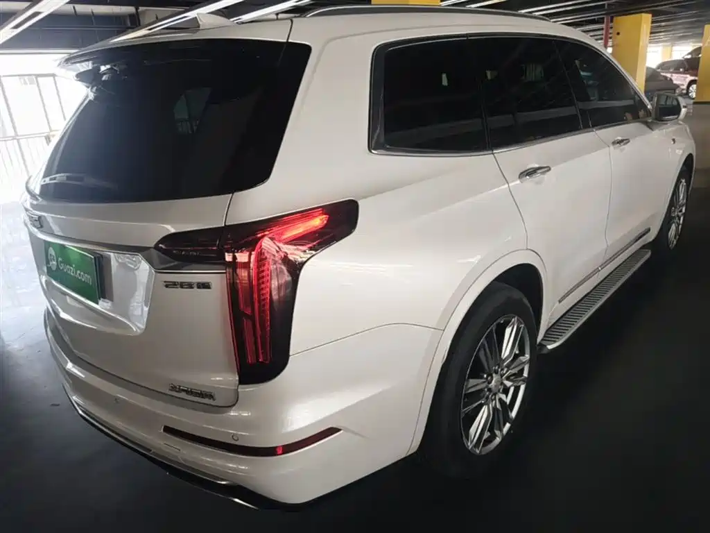 Cadillac XT6 2022 2.0T 7-Seater 2WD Luxury Edition фото 7