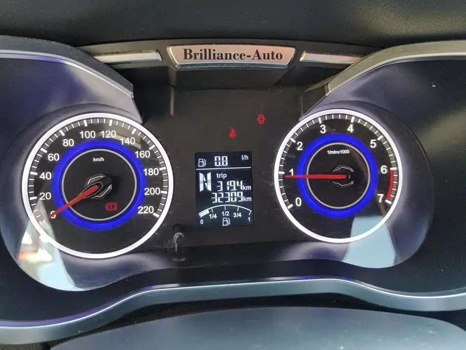 Zhonghua V3 2017 2016 1.5L Automatic Comfort