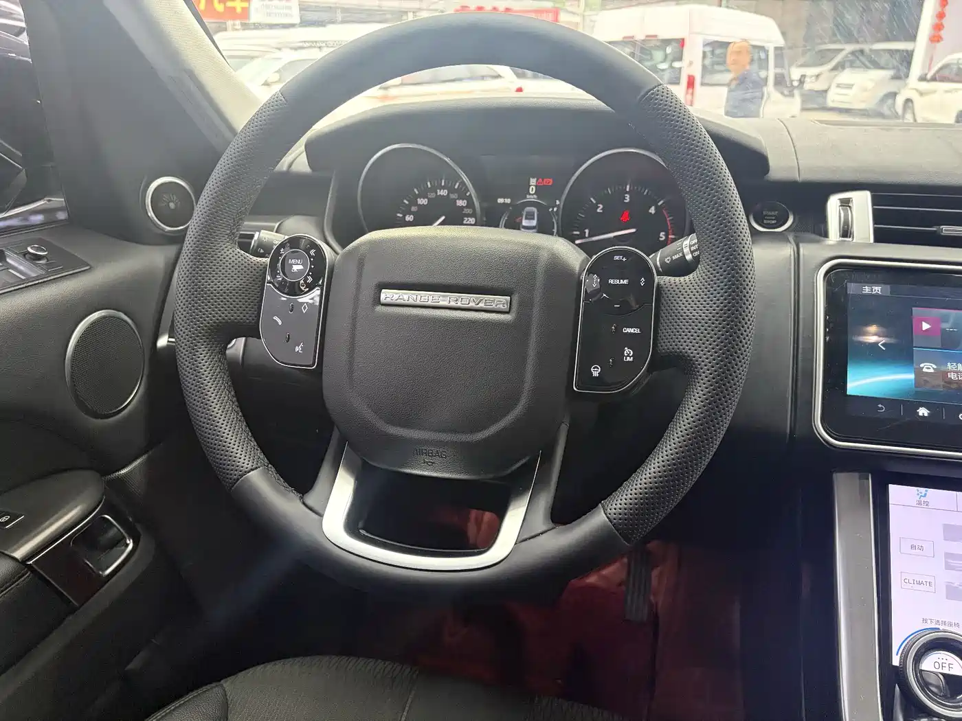 Land Rover Range Rover Sport 2017 3.0 SC V6 SE фото 23