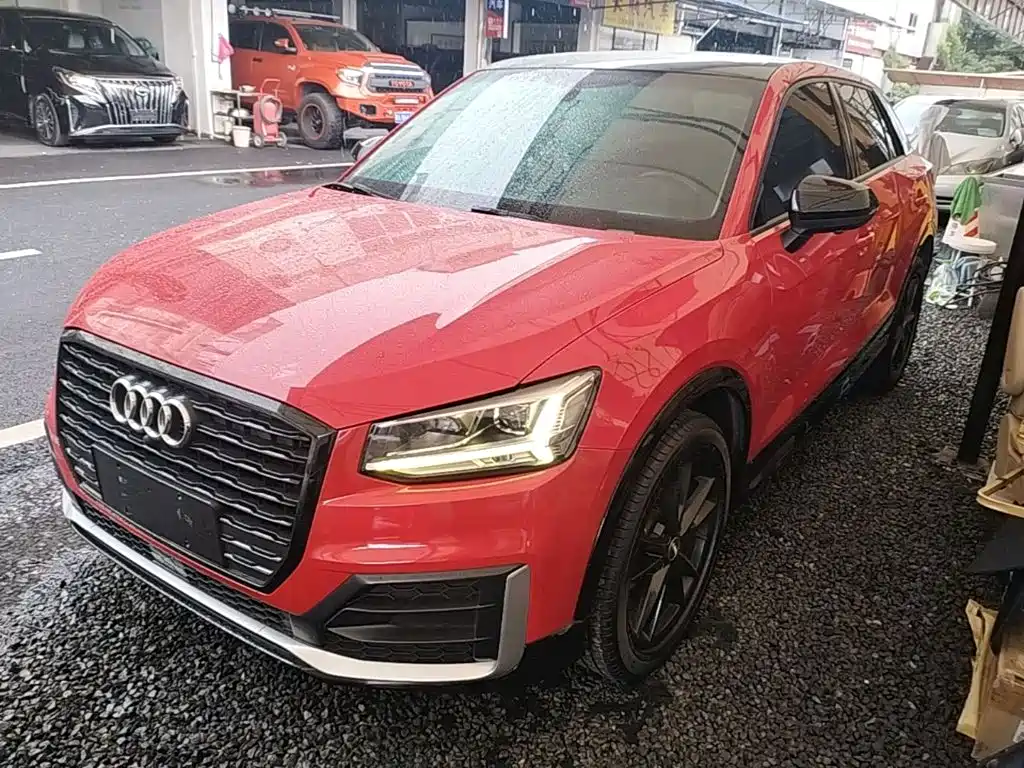 Фото 1 - Audi Q2L