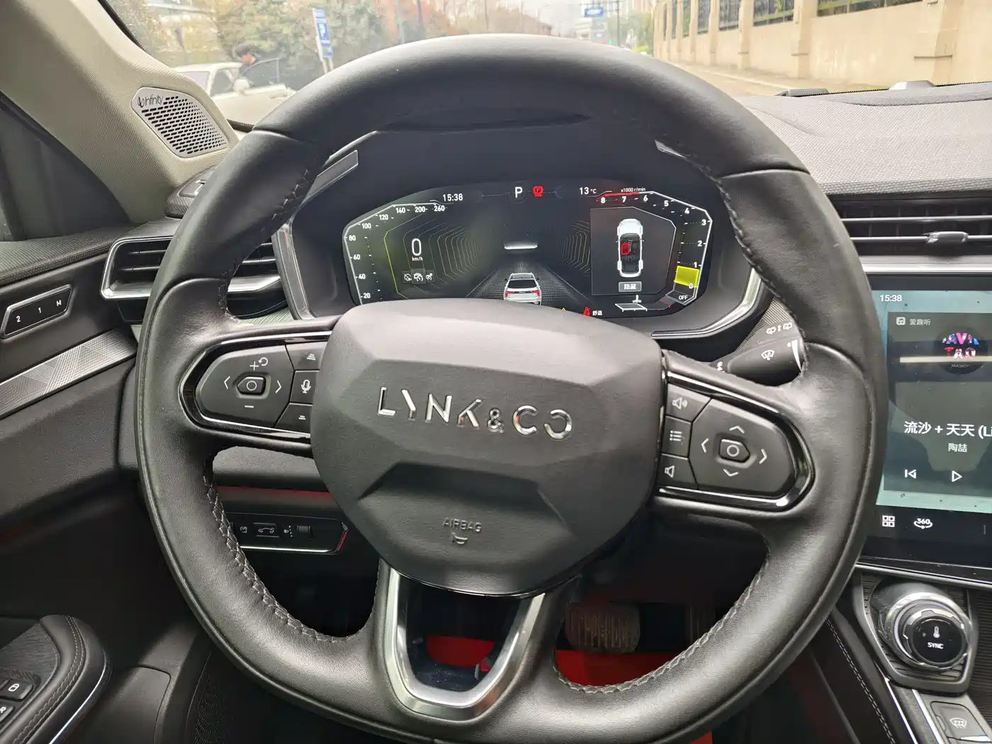 Lynk & Co 01 2021 2.0TD 2WD Pro фото 18
