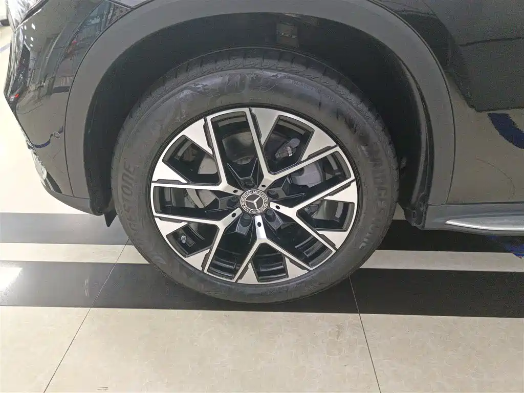 Mercedes-Benz GLC 2023 GLC 260 L 4MATIC Dynamic 7-Seater фото 25