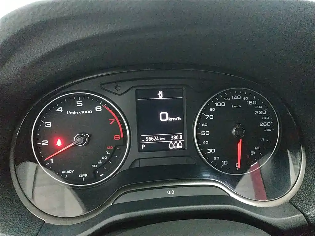 Audi Q2L 2018 35 TFSI Launch Exclusive Edition China VI фото 12