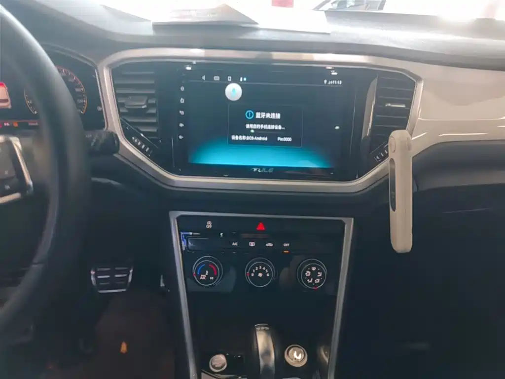 Volkswagen T-ROC 2020 280TSI DSG 2WD R-Line Pro фото 13