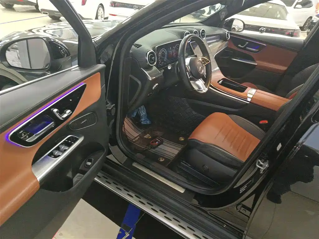 Mercedes-Benz GLC 2023 GLC 260 L 4MATIC Dynamic 7-Seater фото 12