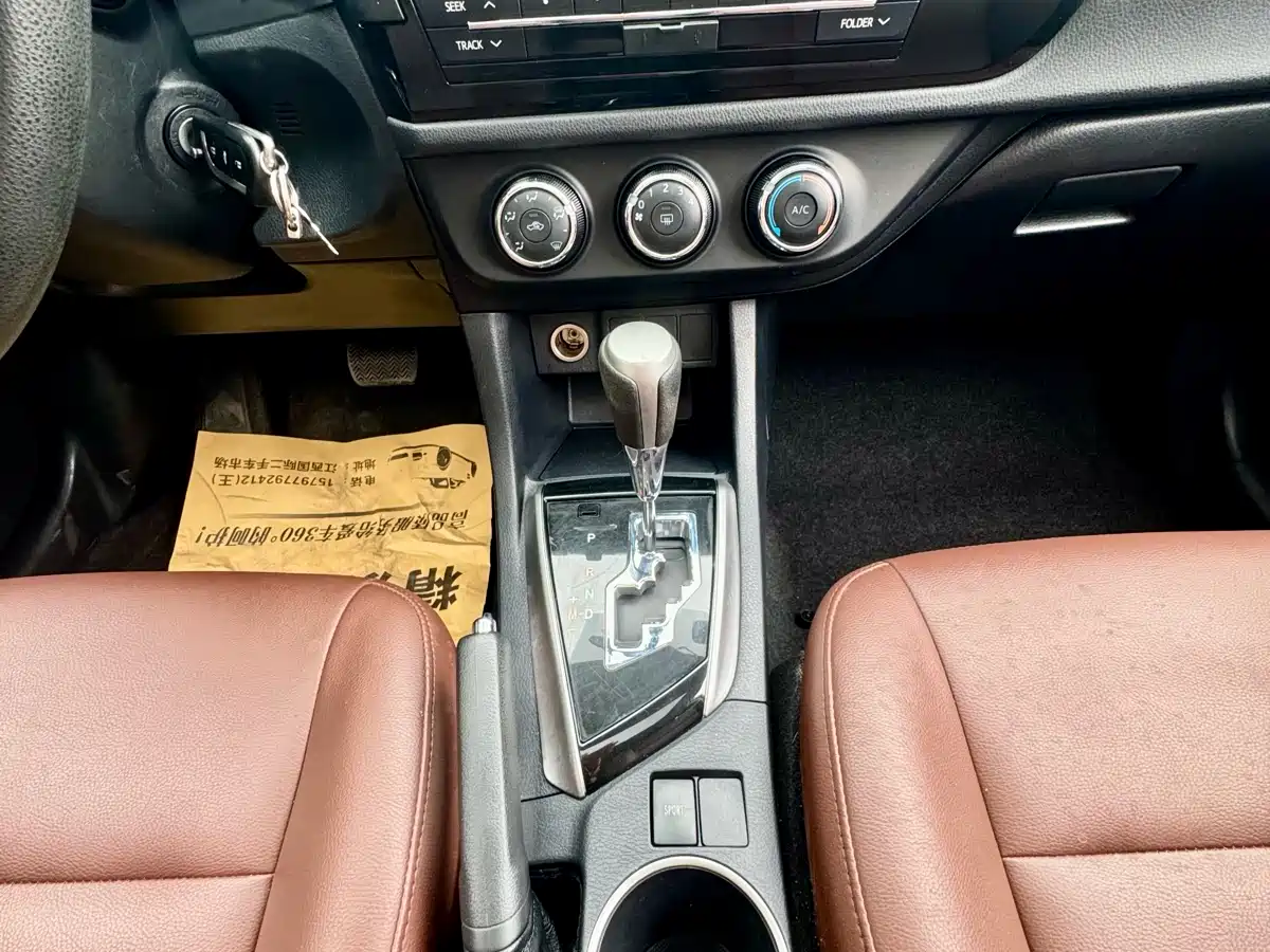 Toyota Levin 2016 1.6G CVT Elite Edition фото 12