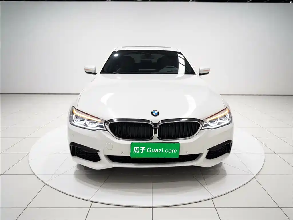 BMW 5 Series 2018 525Li M Sport Package фото 3