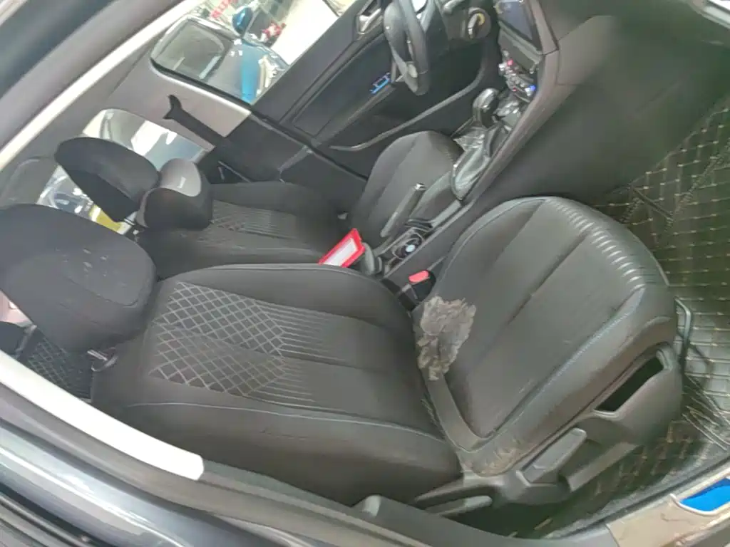 Peugeot 308 2018 2018 1.6L Auto Fashion Edition