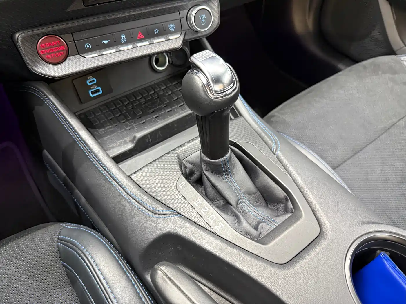 Ford Mustang 2024 5.0L V8 Dark Horse фото 14