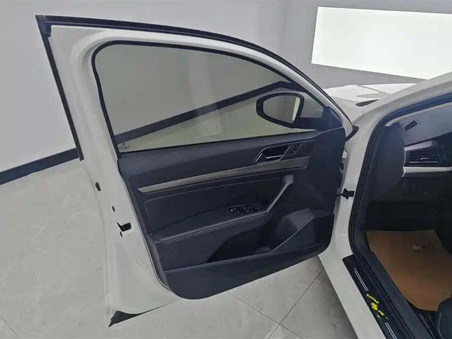 Volkswagen Lavida 2019 1.5L Auto Vision Edition China VI фото 7