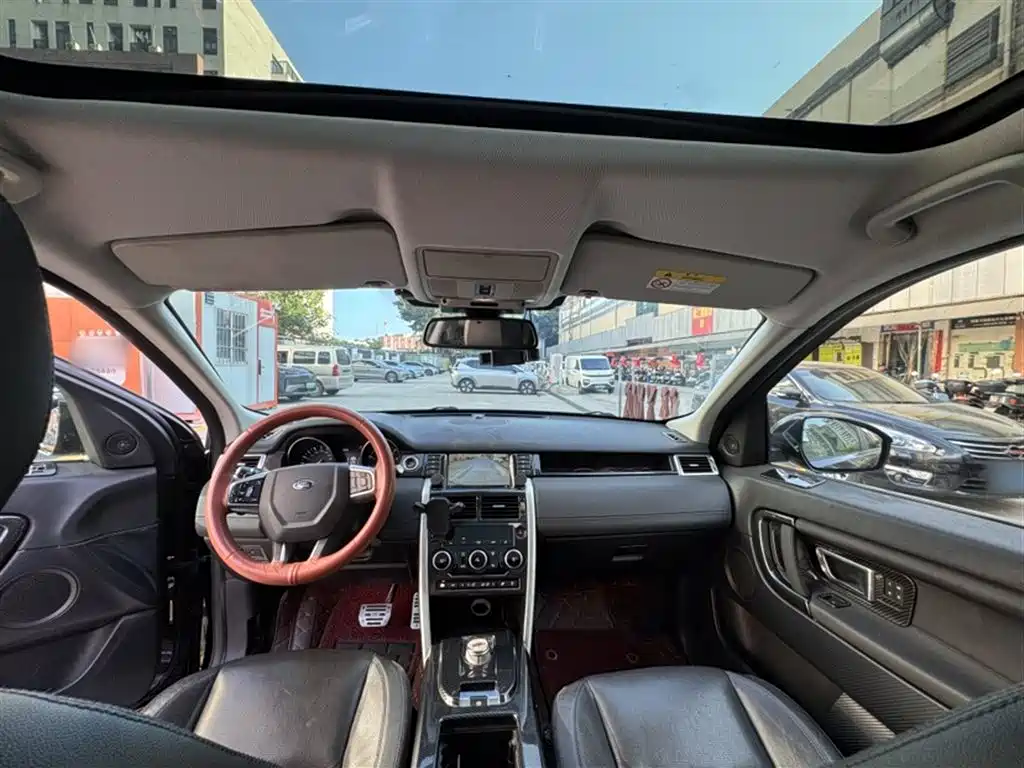 Land Rover Discovery Sport 2016 2.0T HSE фото 15