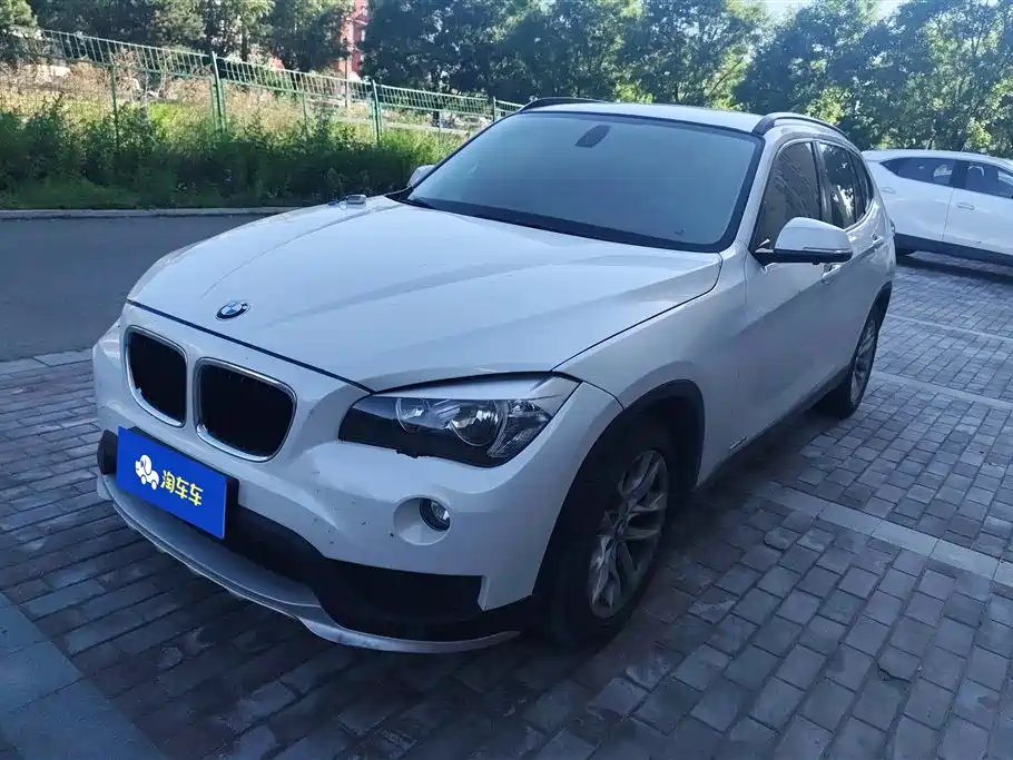 BMW X1 2015 Model sDrive18i Fashion Advanced Edition
